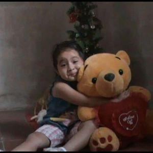 Meet your Posher, Emperatriz